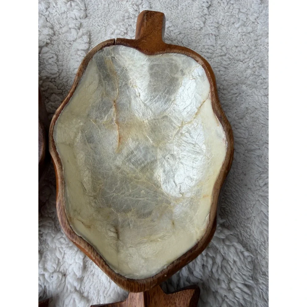 N/A vintage hand